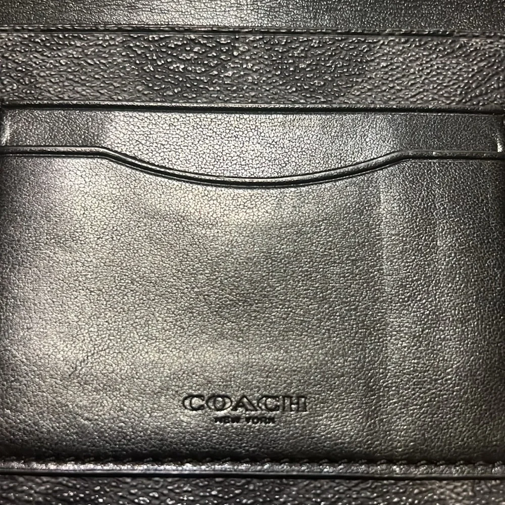 Coach men’s long wallet black with classic Cs